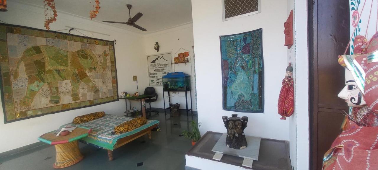 Hill Paradise Home Stay Udaipur Exteriör bild